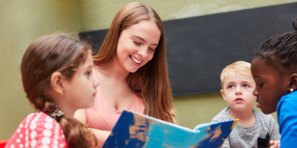 teacher read aloud books to kids